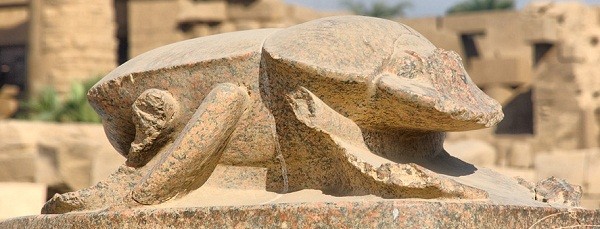 Статуя Скоробей в Египте