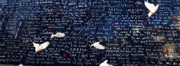 Стена любви в Париже